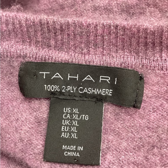 Tahari 100% Cashmere Lavender Knit Pullover Sweater Size XL P2P 24 1295 - Picture 6 of 6